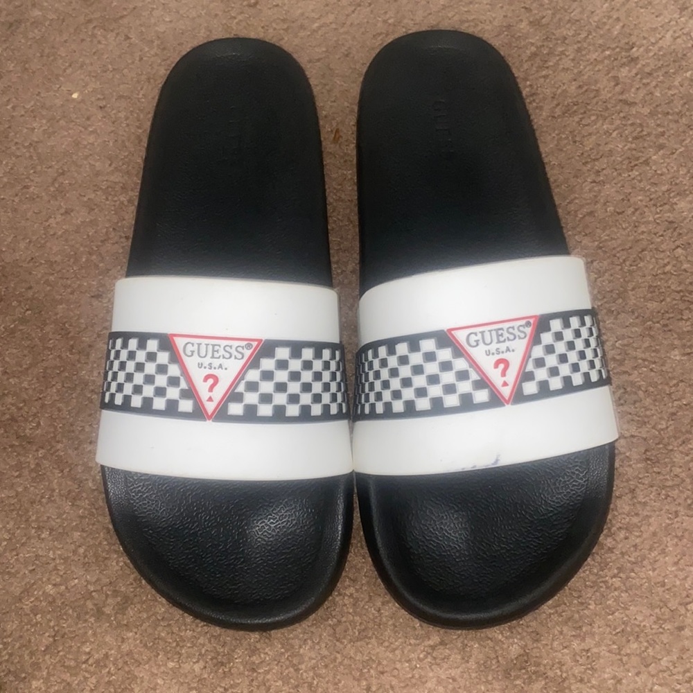 Guess women slides